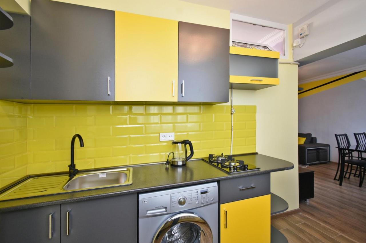 Positive Apartment In Center Of Yerevan City Exterior foto